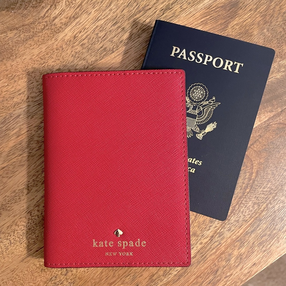 Kate Spade passport cover